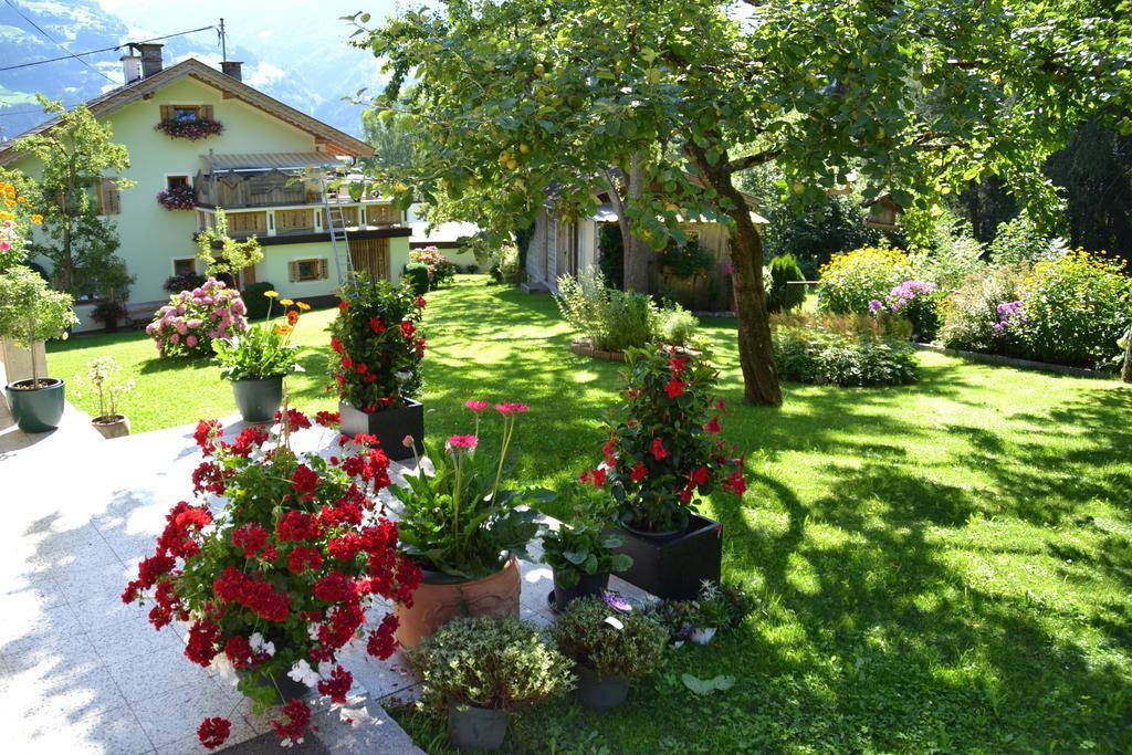 Hotel Haus Binder Ried im Zillertal Zewnętrze zdjęcie