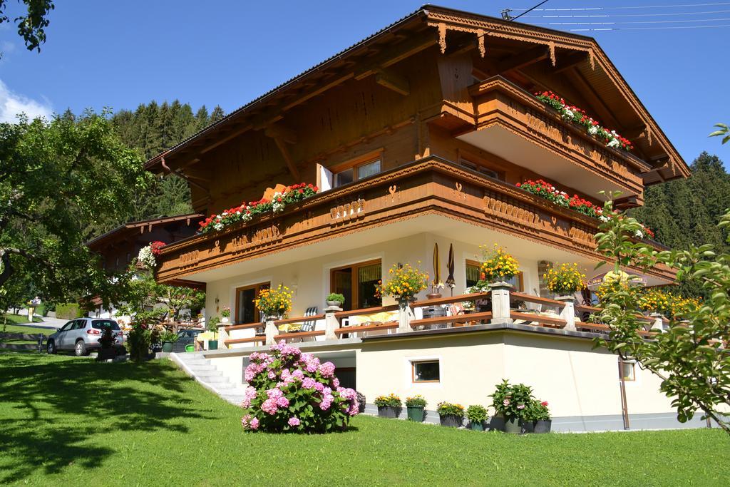 Hotel Haus Binder Ried im Zillertal Zewnętrze zdjęcie