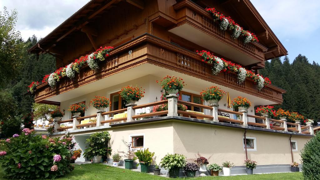 Hotel Haus Binder Ried im Zillertal Zewnętrze zdjęcie