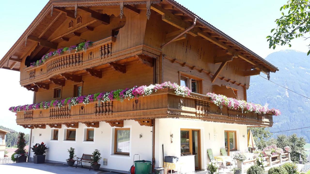 Hotel Haus Binder Ried im Zillertal Zewnętrze zdjęcie